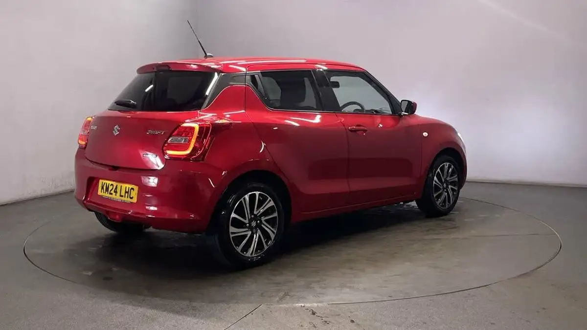 2024-suzuki-swift-12-dualjet-sz-l-big-7