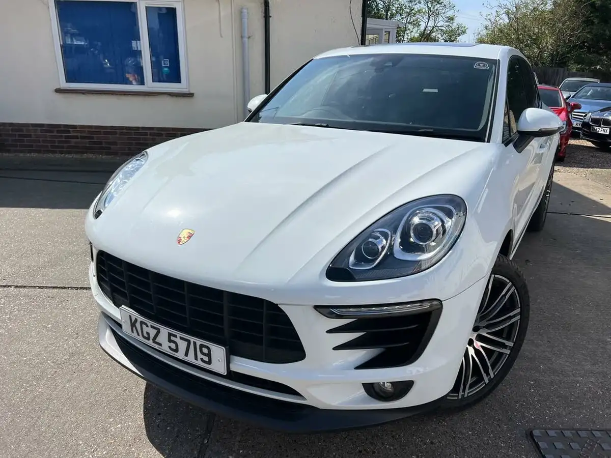 2018-porsche-macan-20-252ps-ss-big-2