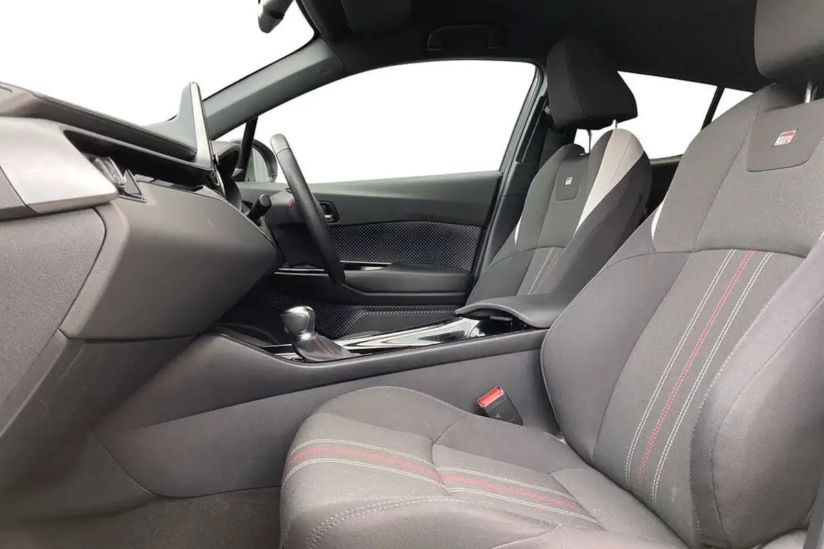 2023-toyota-c-hr-18-vvt-i-gr-sport-big-8