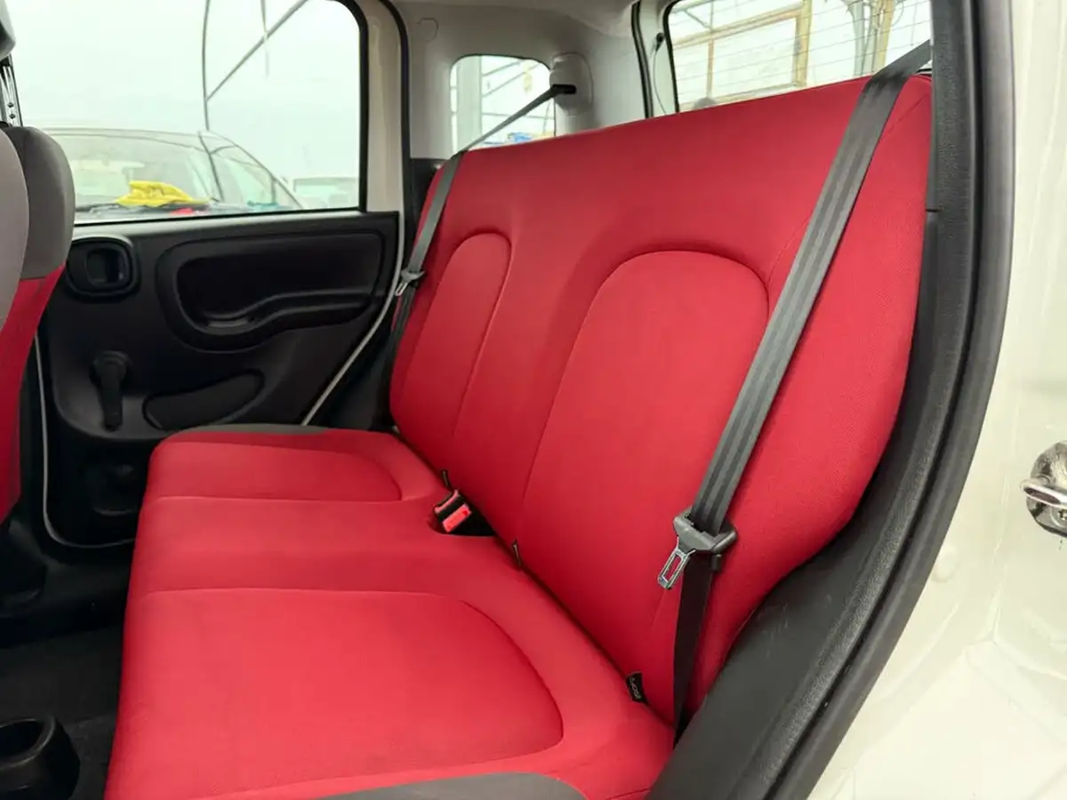 2016-fiat-panda-12-pop-big-35