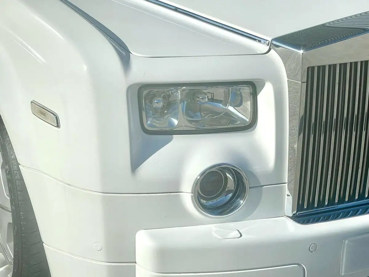 2005-rolls-royce-phantom-67-big-30
