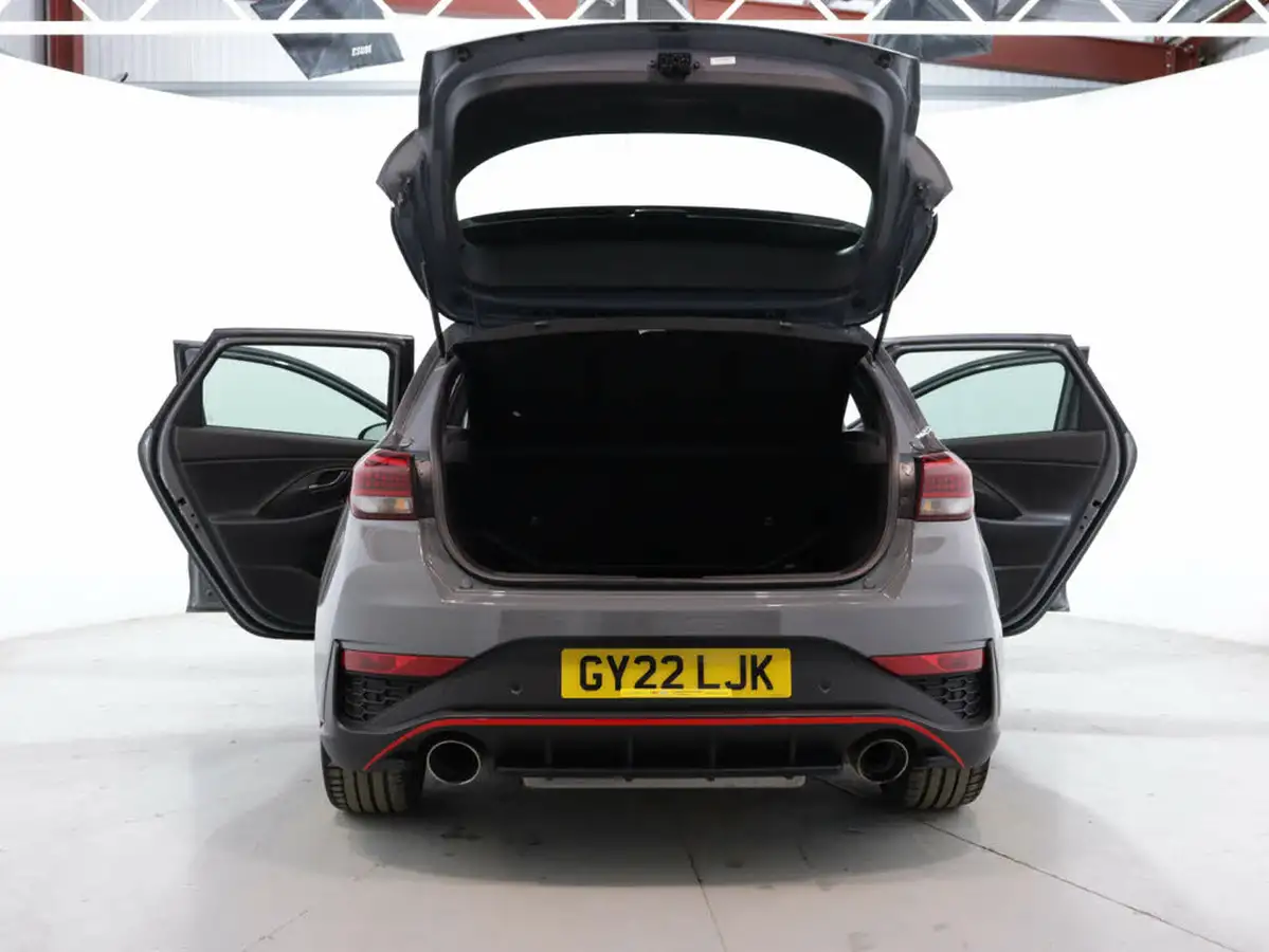 2022-hyundai-i30-n-20-t-gdi-n-performance-hatchback-big-48