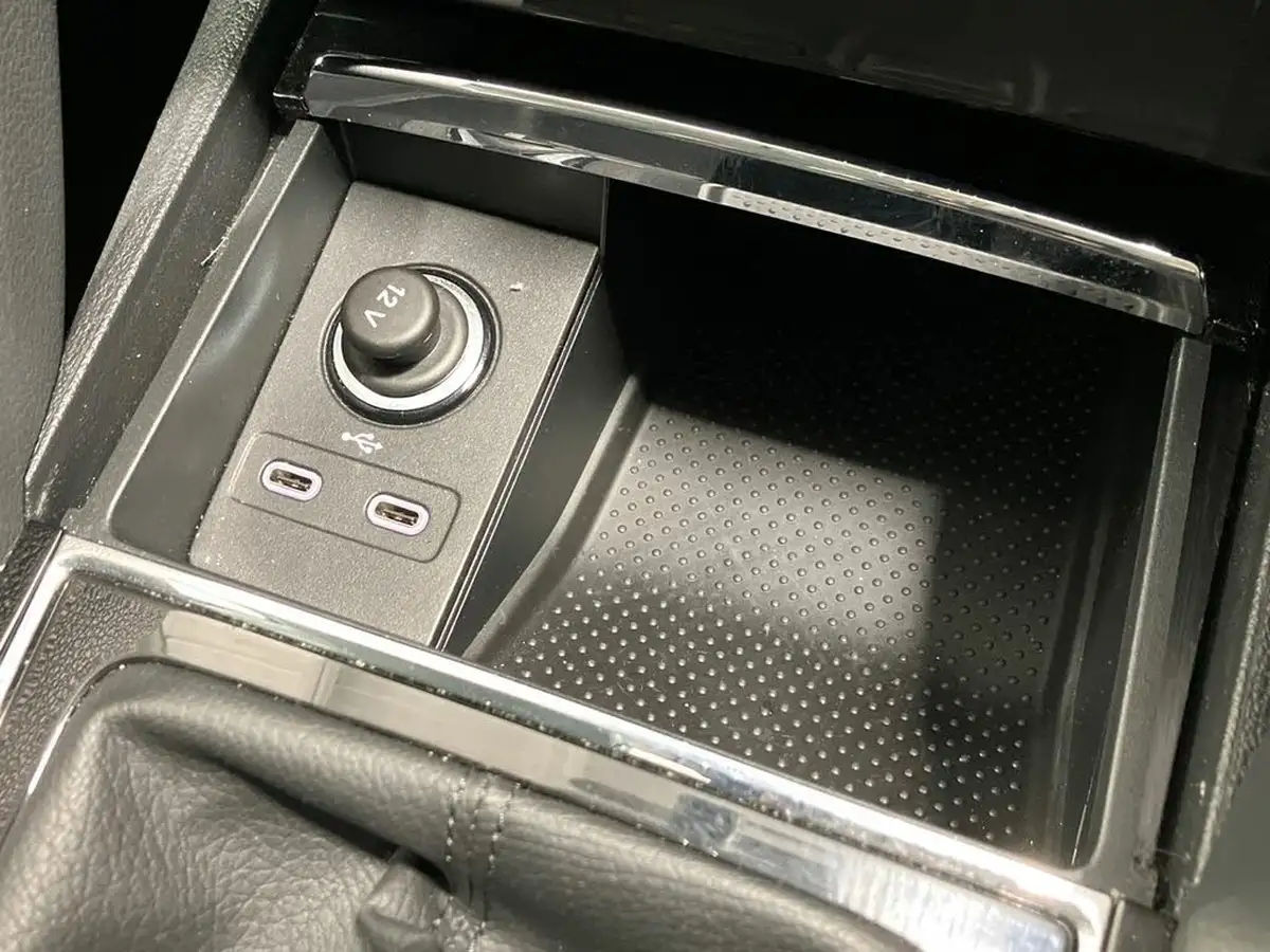 2022-skoda-karoq-10-tsi-se-l-big-33