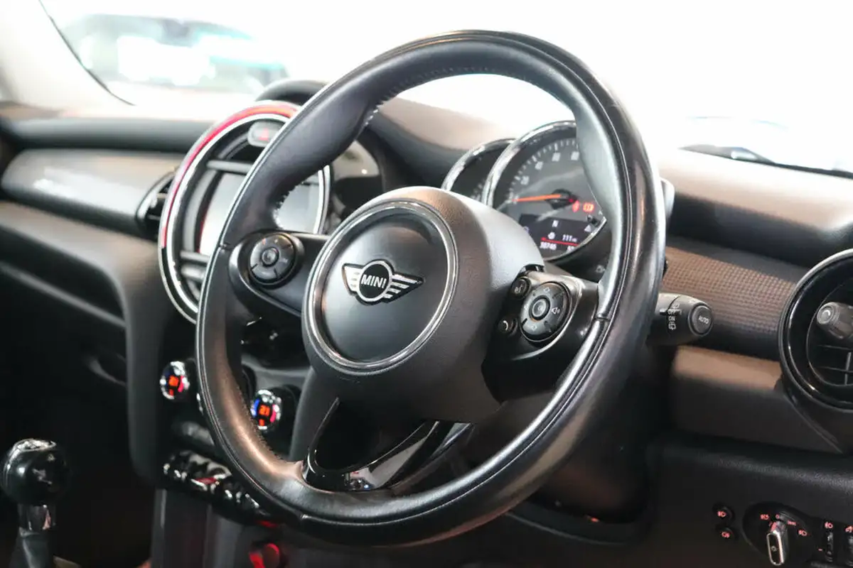 2018-mini-cooper-15-cooper-series-ii-ss-hatchback-3d-big-20