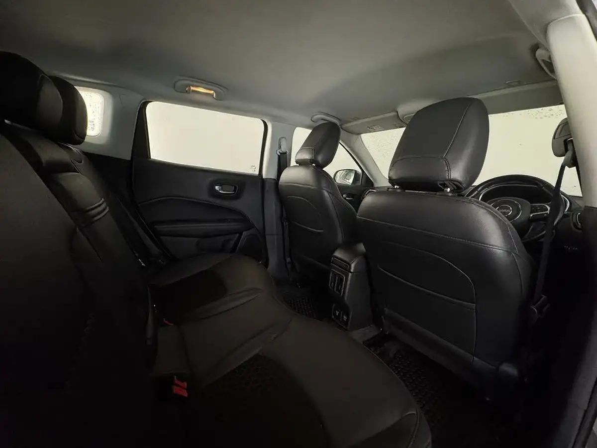 2021-jeep-compass-14-multiair-ii-night-eagle-big-15