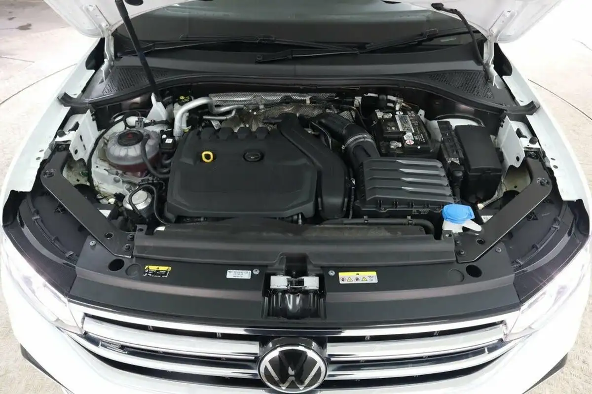 2022-volkswagen-tiguan-allspace-15-tsi-r-line-big-25