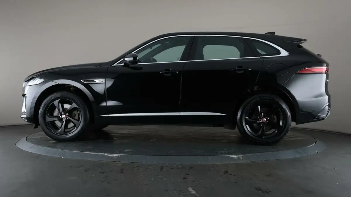 2022-jaguar-f-pace-20-p400e-r-dynamic-s-big-31