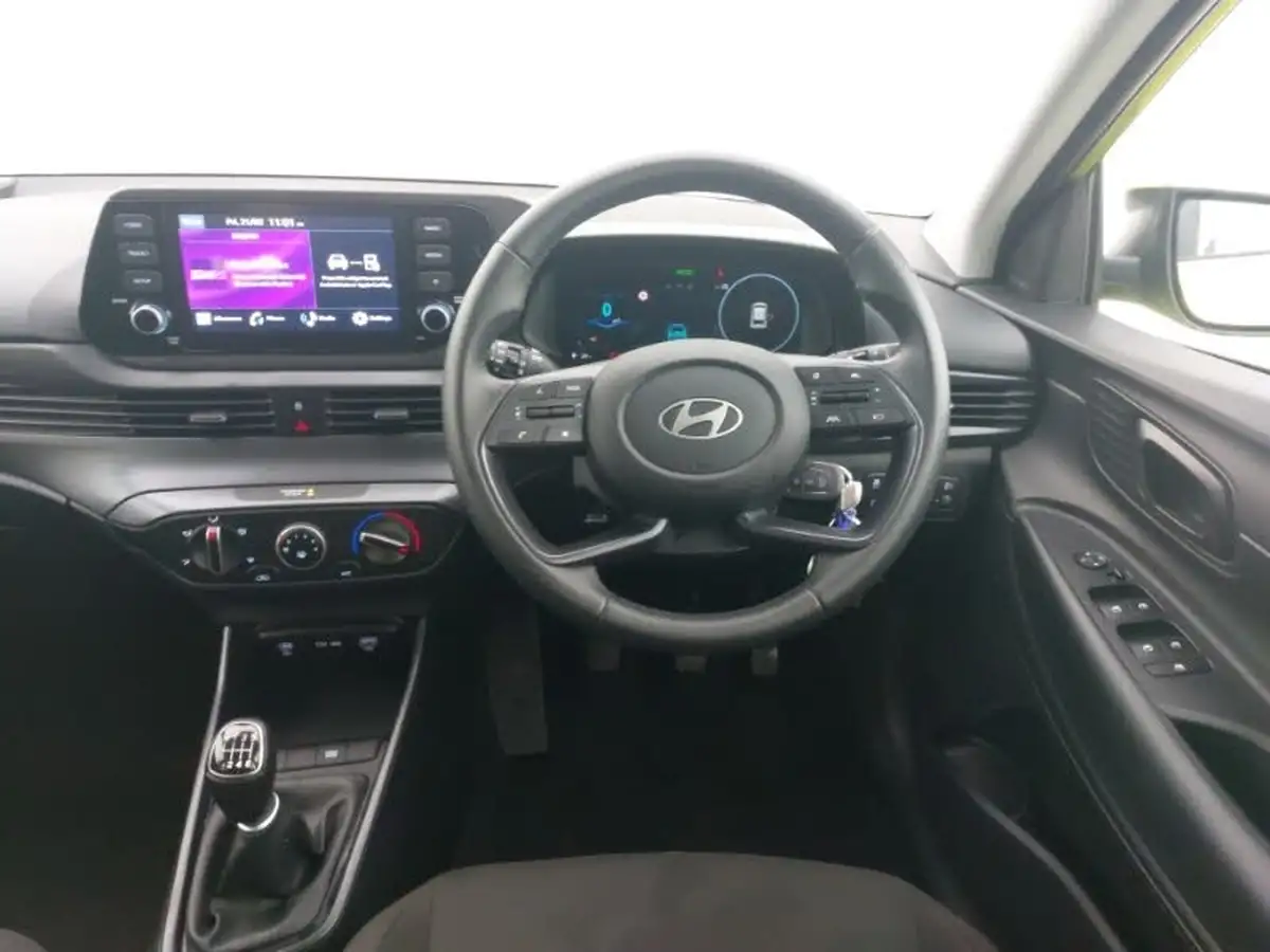2024-hyundai-i20-10-t-gdi-advance-big-6