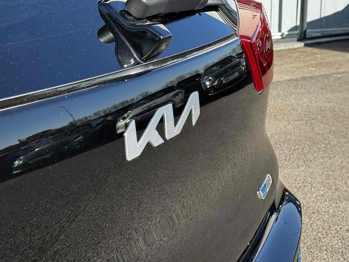 2022-kia-e-niro-ev-2-64-big-10