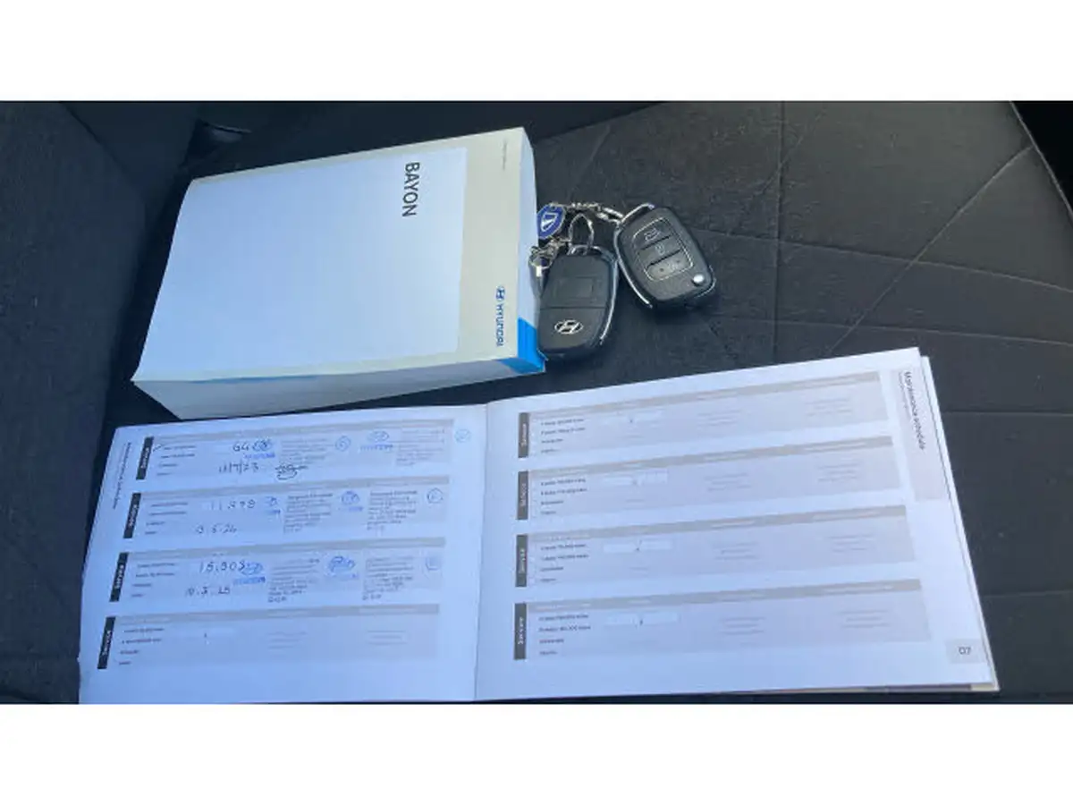 2022-hyundai-bayon-10-t-gdi-se-connect-big-18