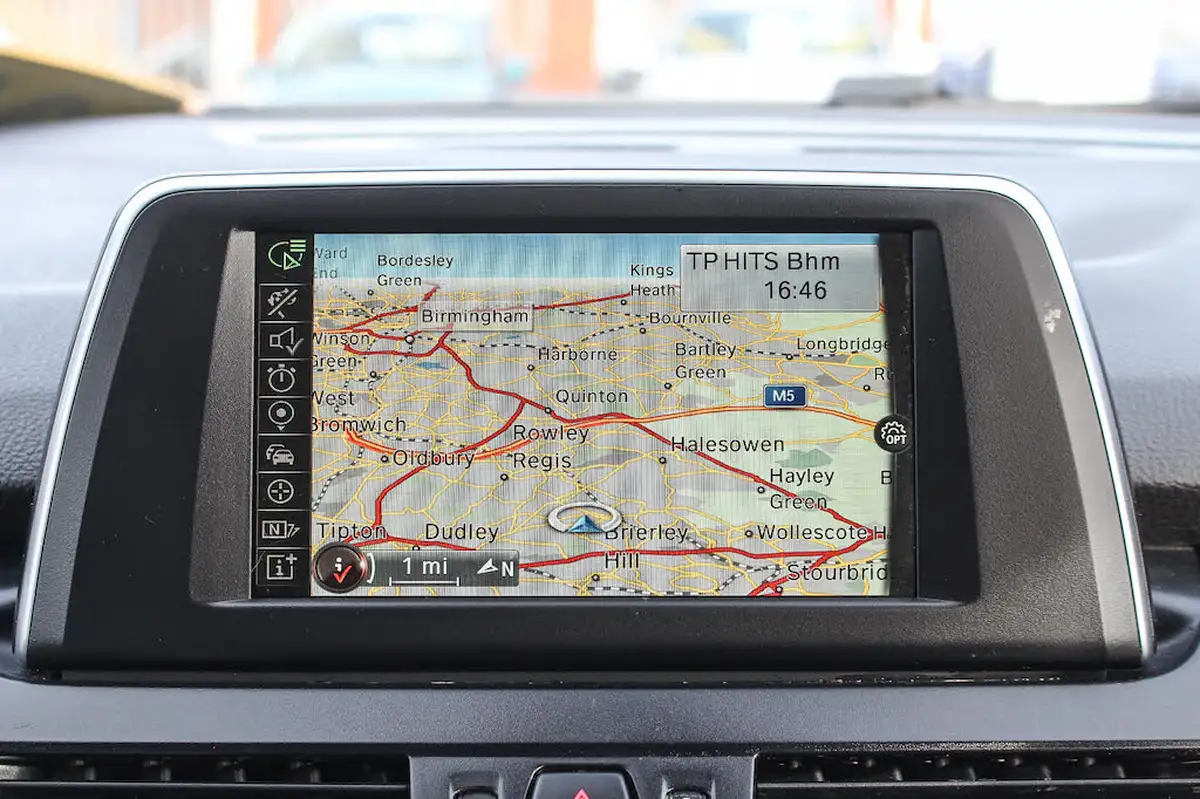 2016-bmw-2-series-15-218i-luxury-active-tourer-5d-auto-big-38