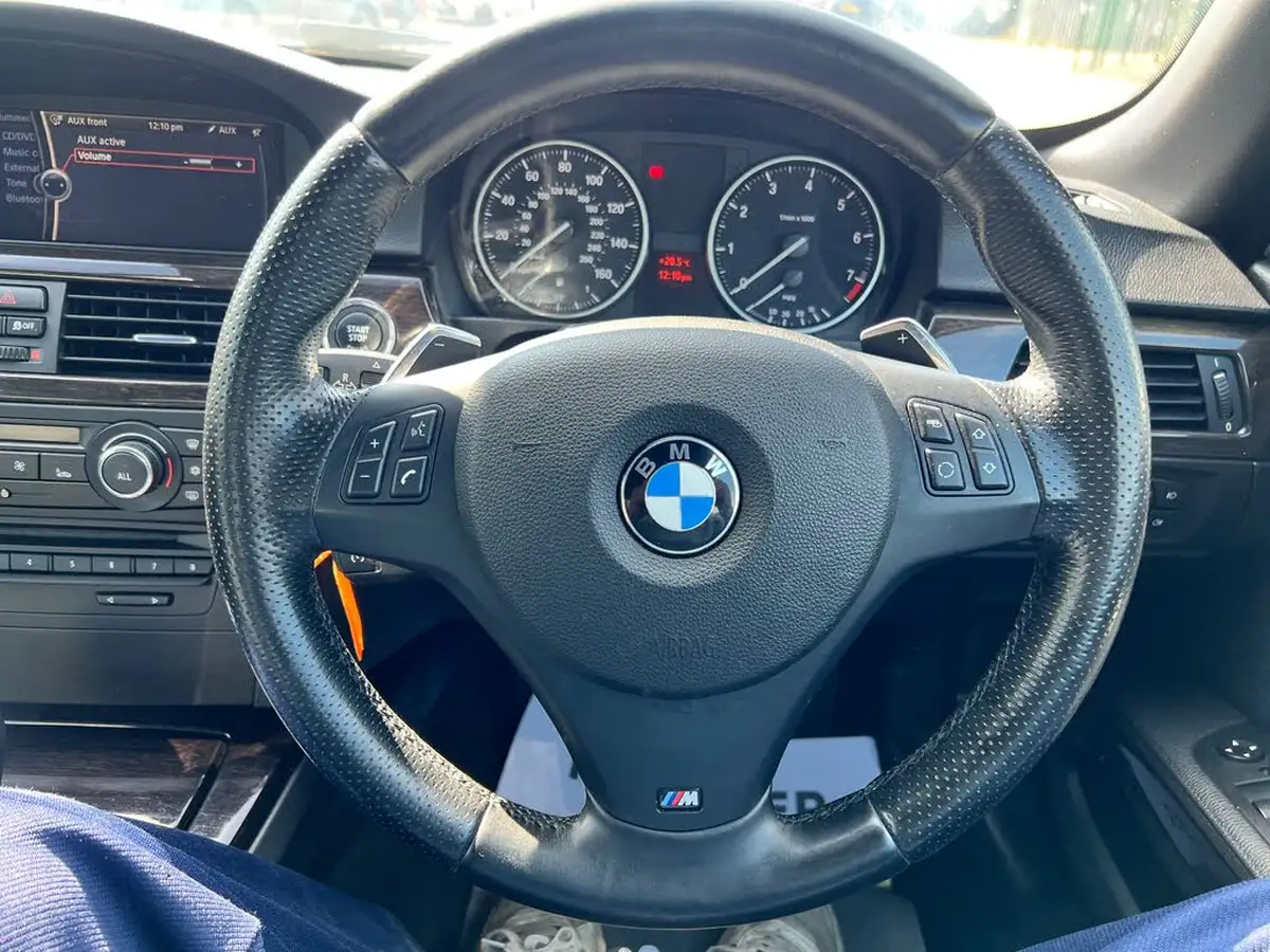 2012-bmw-3-series-20-320i-sport-plus-convertible-2d-auto-big-34