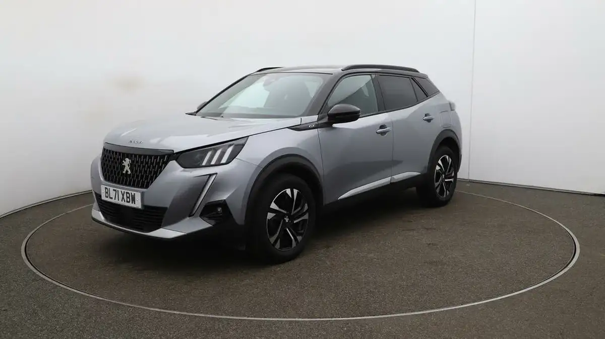 2022-peugeot-2008-suv-12-puretech-gt-big-62
