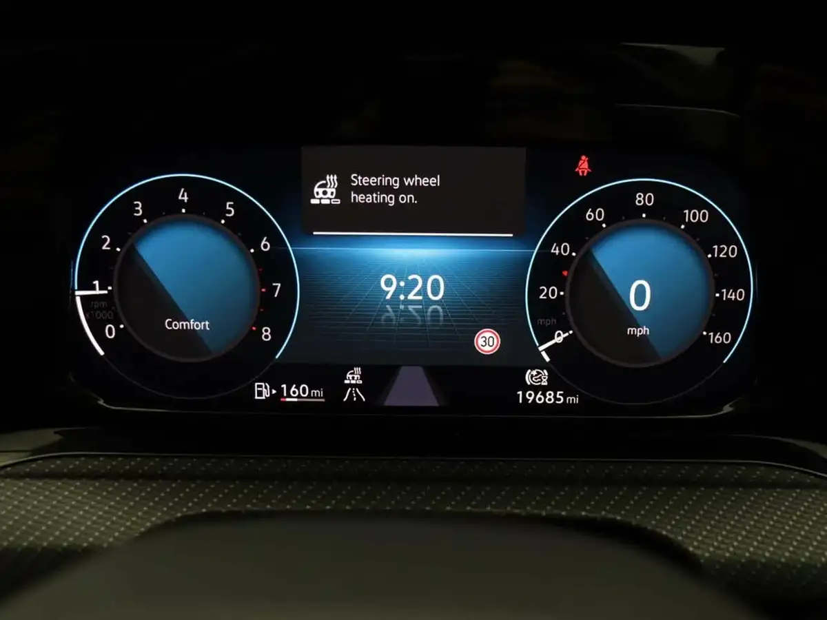 2022-volkswagen-golf-15-tsi-r-line-130ps-hatchback-big-12