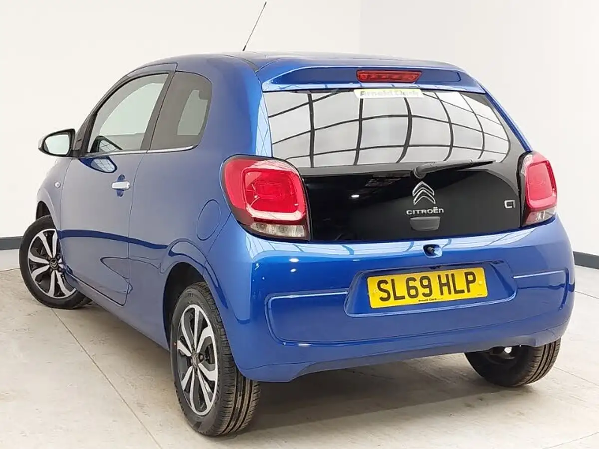 2019-citroen-c1-10-vti-flair-72ps-ss-3d-big-1