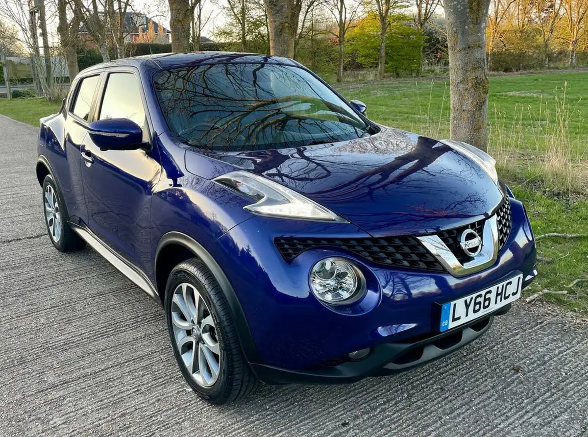 2016-nissan-juke-12-tekna-ss-big-7