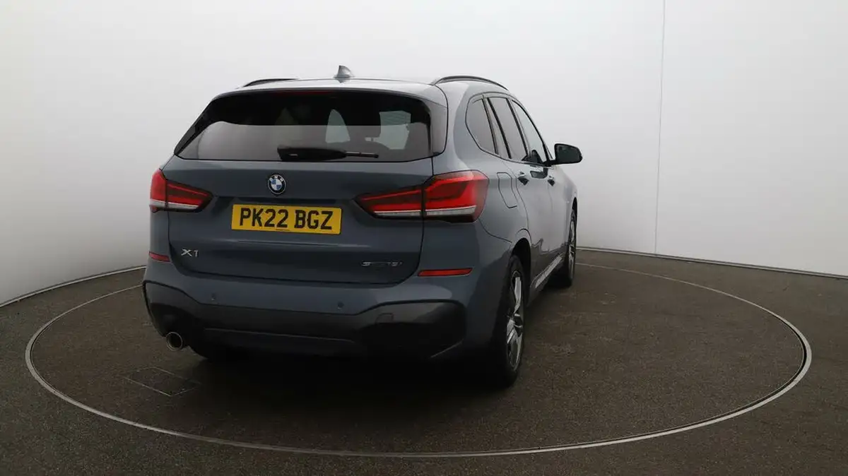2021-bmw-x1-15-sdrive18i-m-sport-tech-pack-ii-dct-big-48