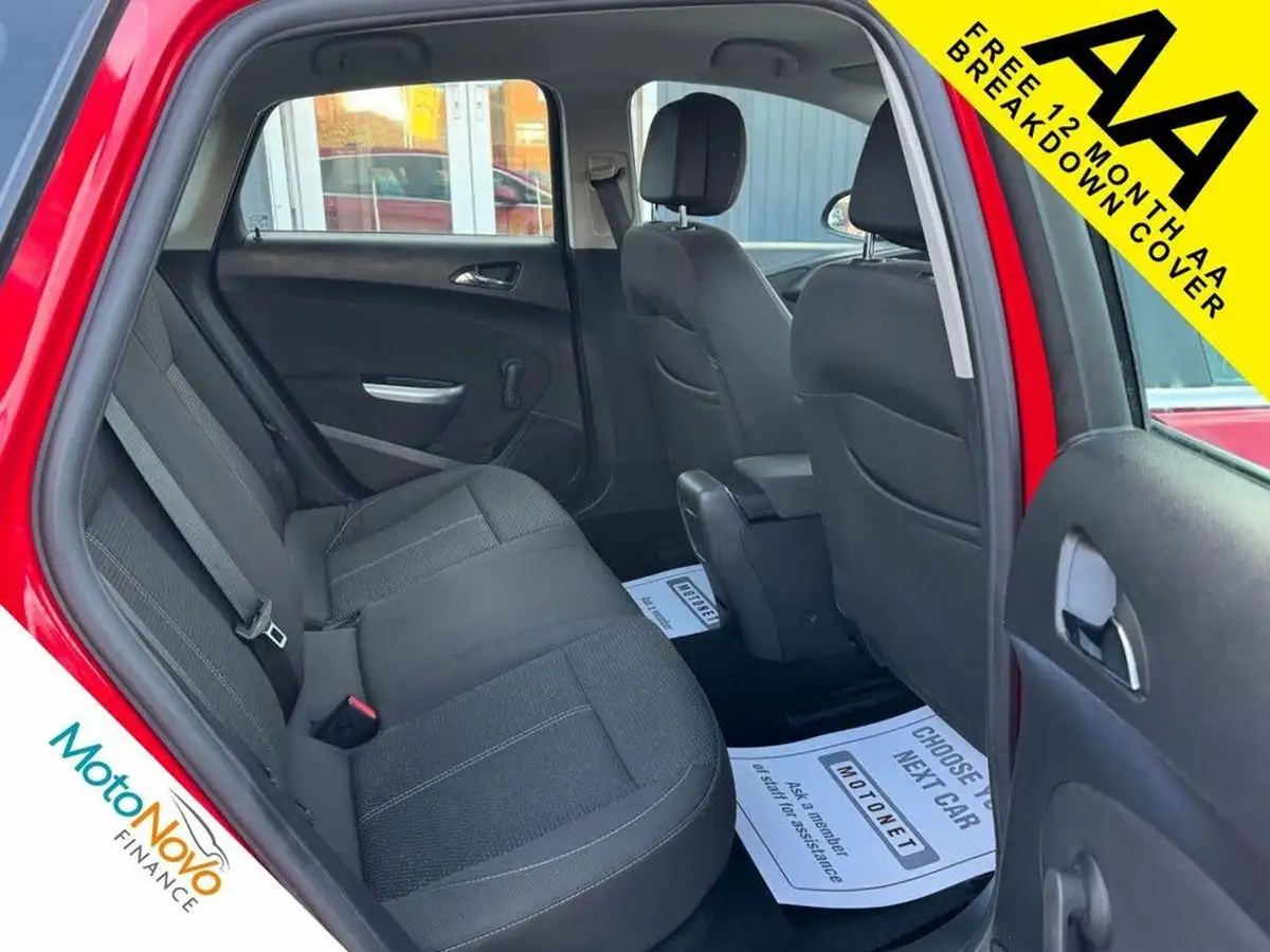 2012-vauxhall-astra-16-sri-vvt-16v-115ps-hatchback-5d-big-21