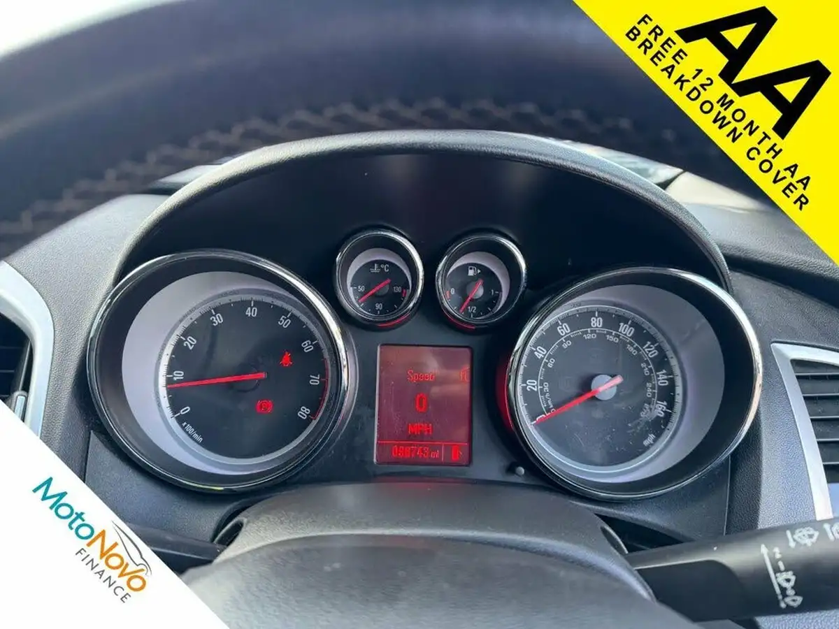 2012-vauxhall-astra-16-sri-vvt-16v-115ps-hatchback-5d-big-18