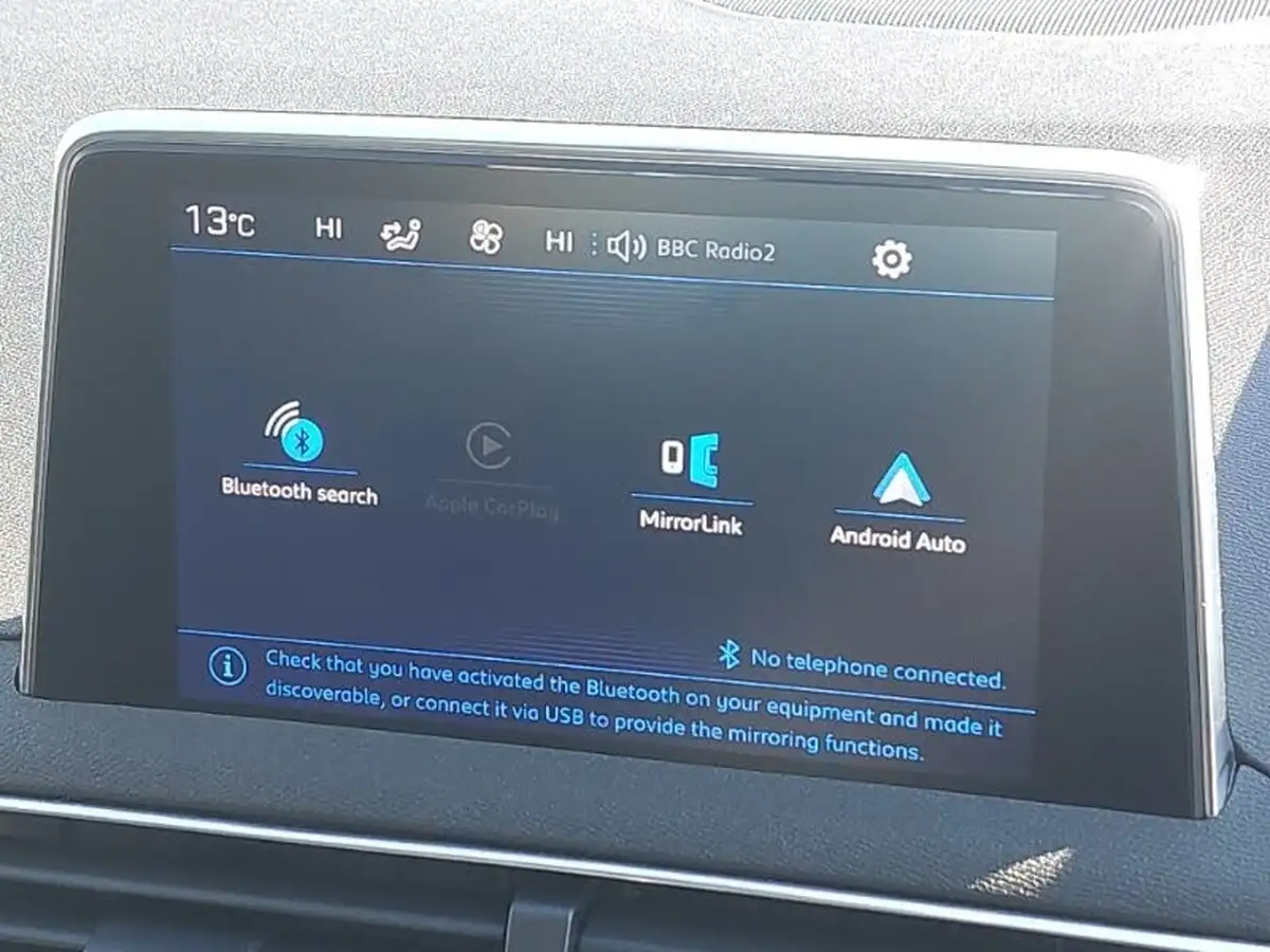 2018-peugeot-5008-suv-16-bluehdi-active-120bhp-big-12