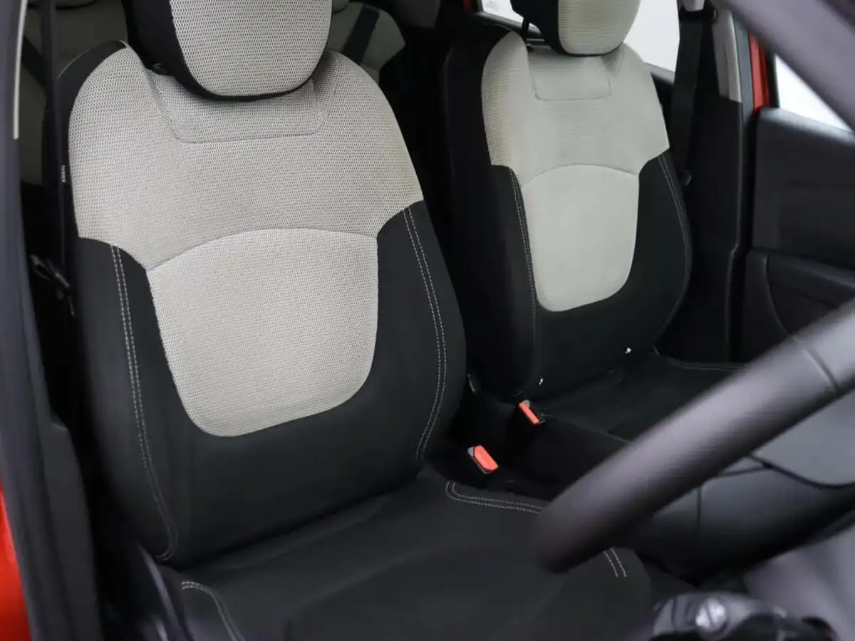 2019-renault-captur-15dci-iconic-90bhp-energy-ss-edc-auto-big-6