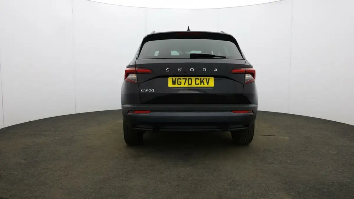 2020-skoda-karoq-15-tsi-se-drive-dsg-big-54