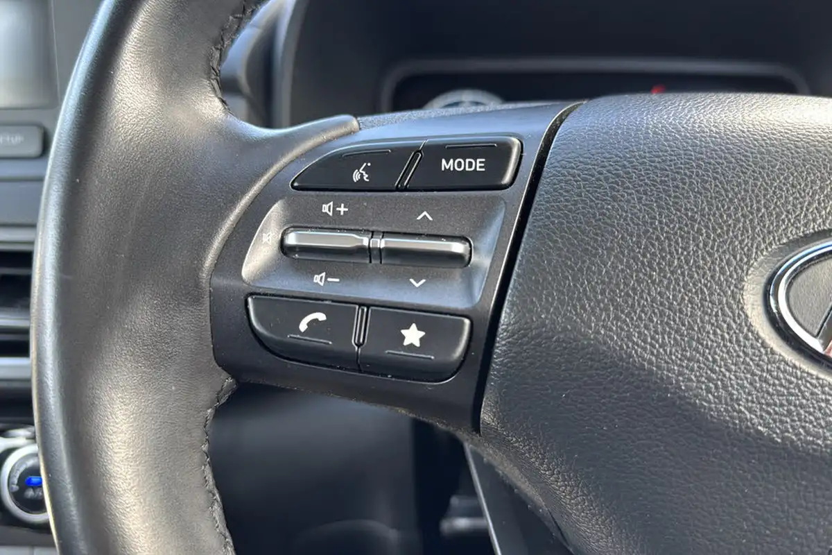 2021-hyundai-kona-16-gdi-se-connect-big-15