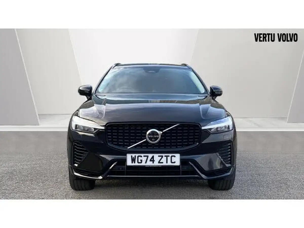 2024-volvo-xc60-20-t8-ultra-dark-big-11