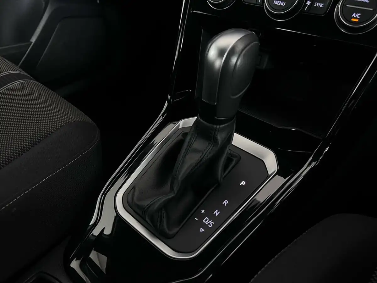 2021-volkswagen-t-roc-15-tsi-black-edition-dsg-big-35