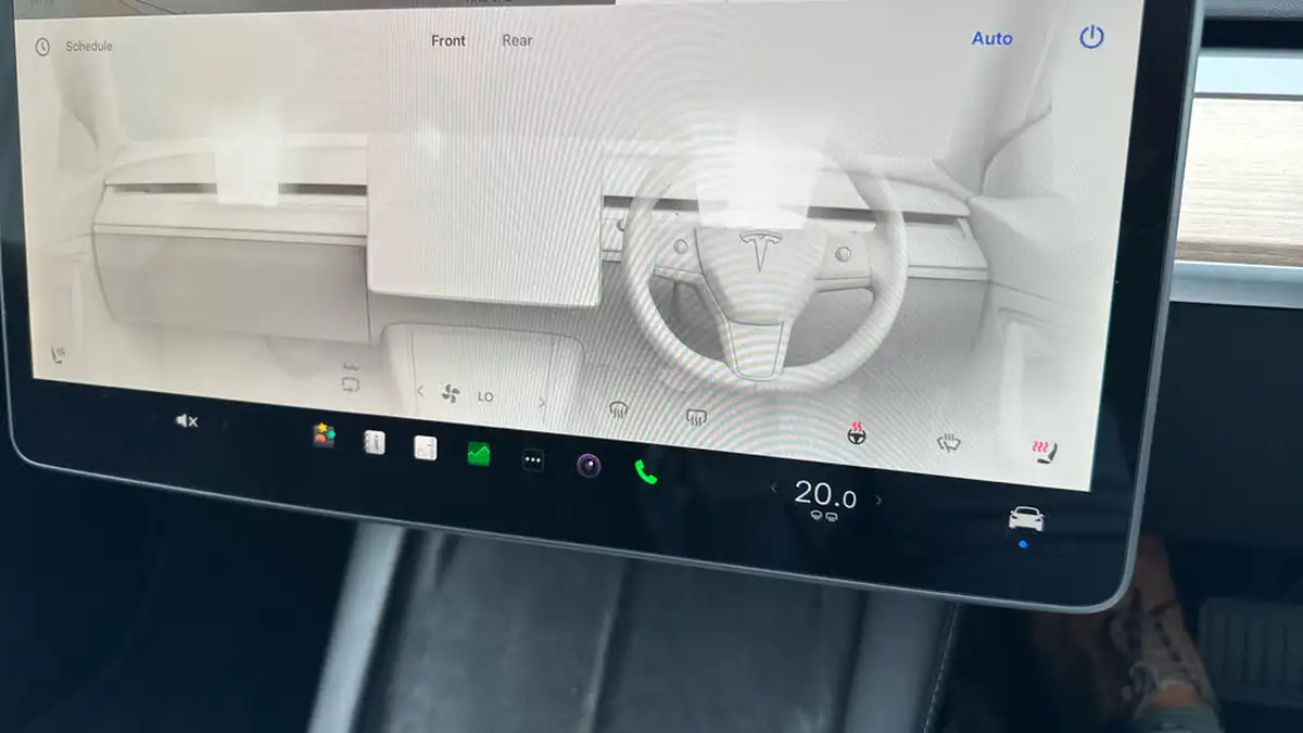 2022-tesla-model-3-e-long-range-big-29