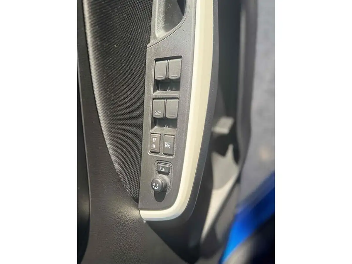 2017-suzuki-swift-10-boosterjet-sz5-shvs-big-20