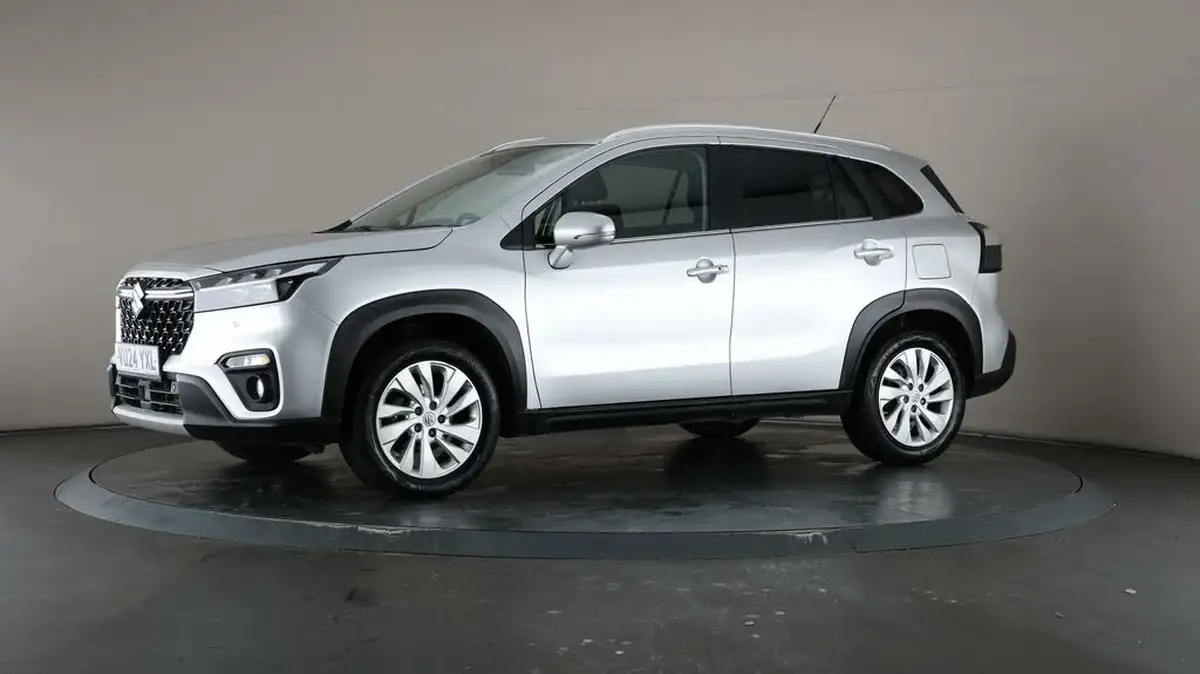 2024-suzuki-s-cross-14-boosterjet-motion-big-30