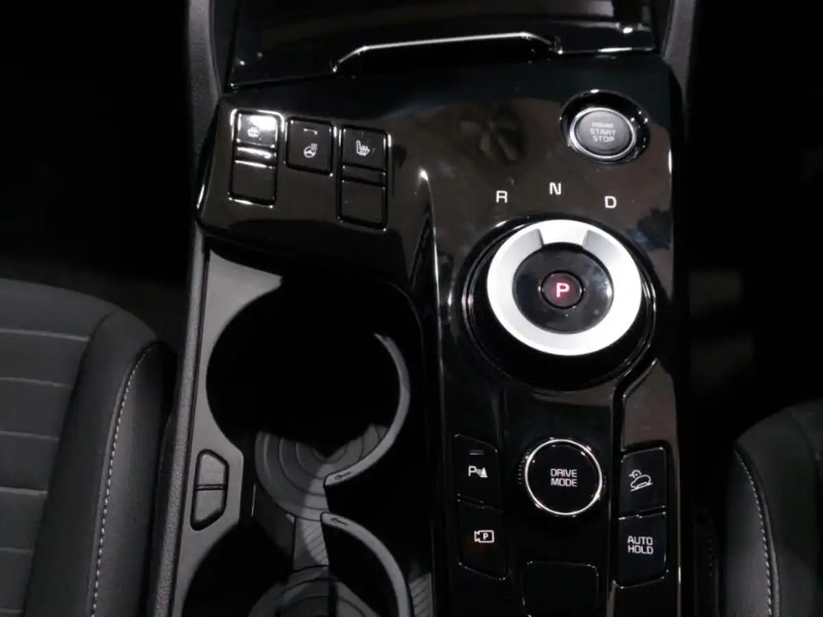 2024-kia-sportage-16-t-gdi-3-207bhp-hev-auto-big-15