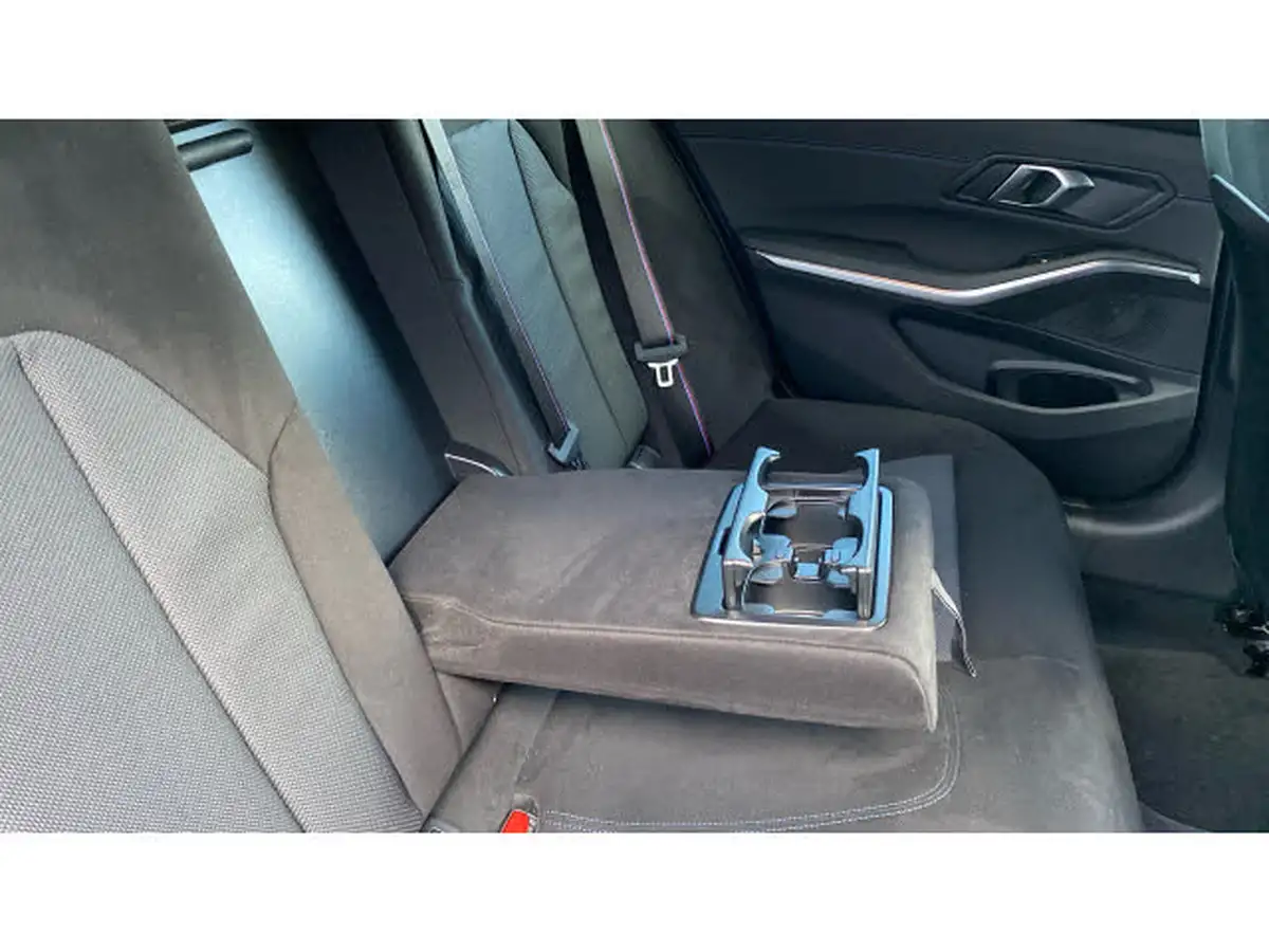 2024-bmw-3-series-20-320i-m-sport-touring-5d-big-40