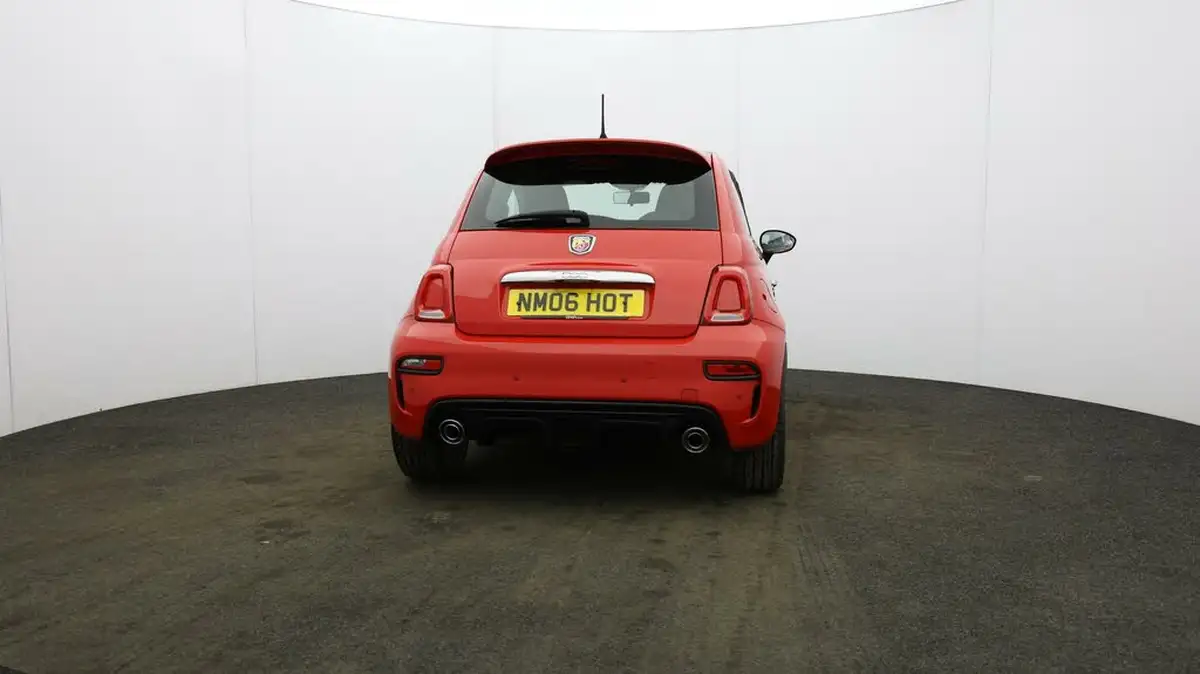 2018-abarth-595-14-tjet-big-52
