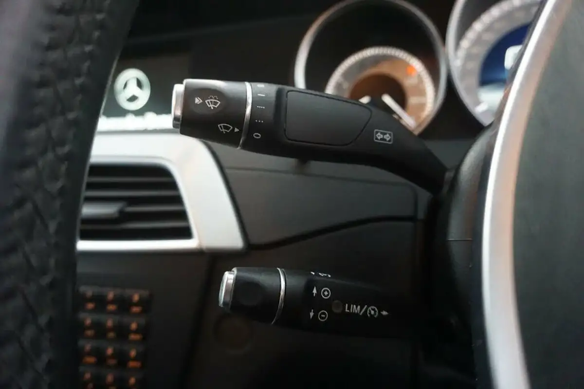 2014-mercedes-benz-c-class-21cdi-c220-cdi-amg-sport-edition-170ps-cdi-coupe-2d-7g-tronic-plus-big-20