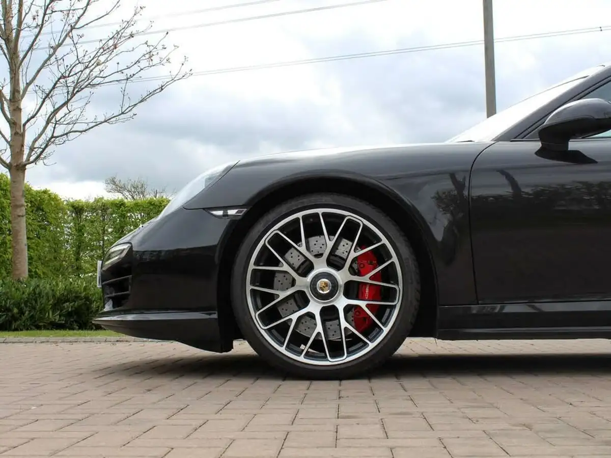 2014-porsche-911-38-turbo-coupe-big-3