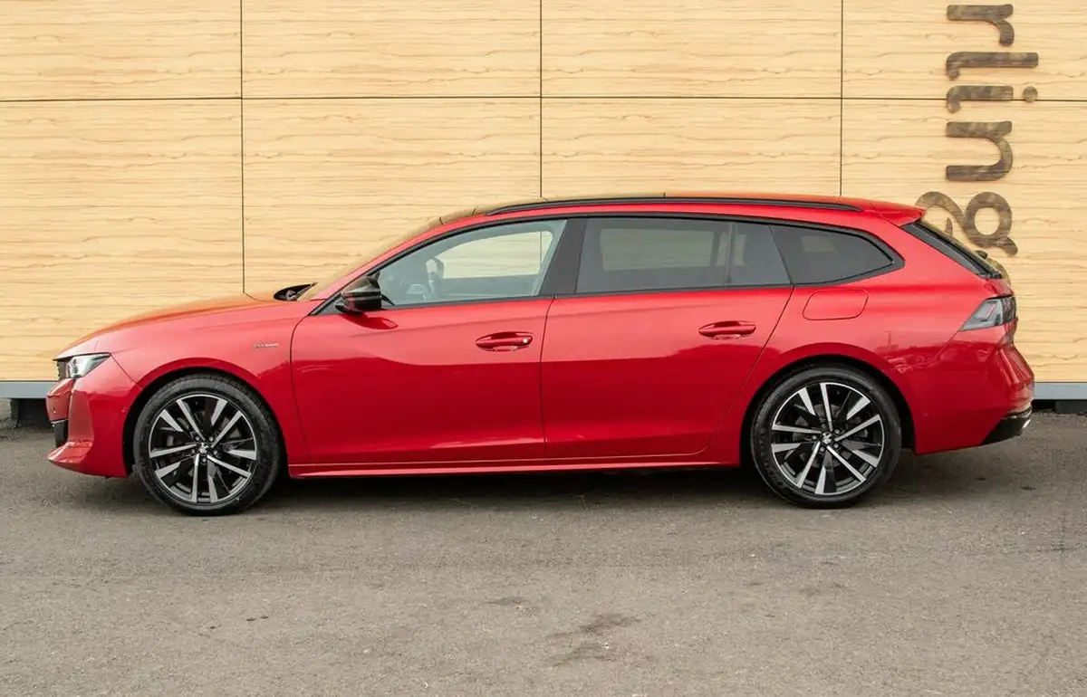 2020-peugeot-508-sw-16-puretech-gt-225bhp-hybrid-e-eat8-big-12