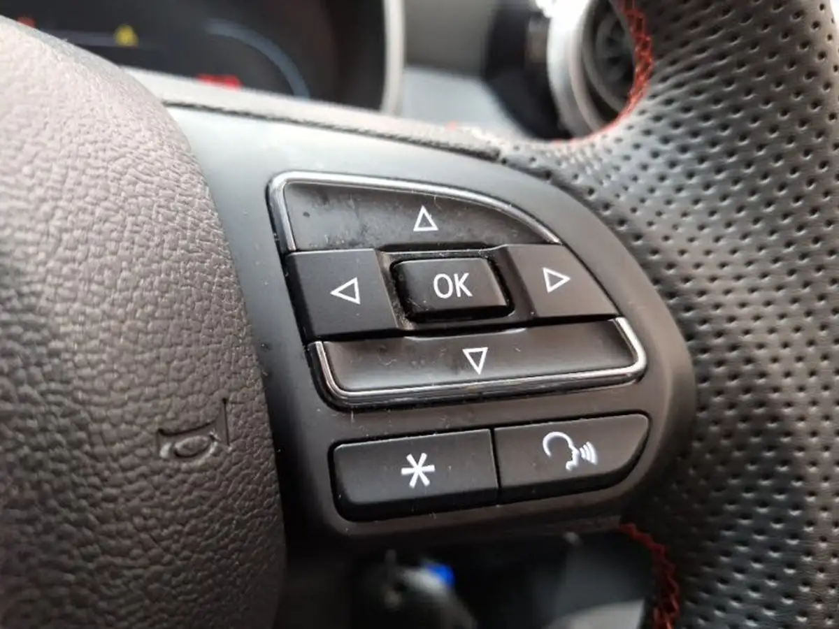 2023-mg-zs-suv-15-vti-tech-exclusive-big-16