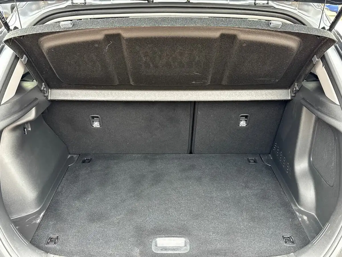 2022-hyundai-kona-10-t-gdi-premium-big-11