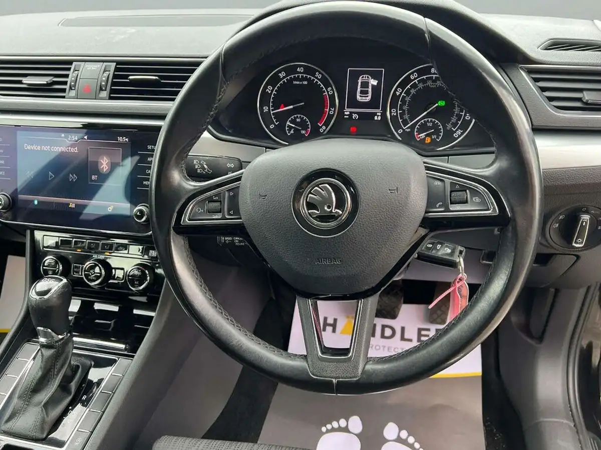 2017-skoda-superb-14-tsi-act-se-hatchback-dsg-big-41