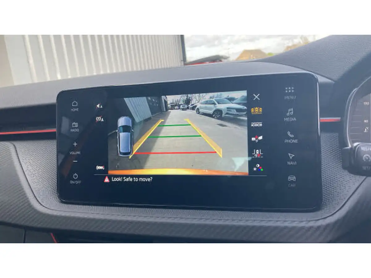 2024-skoda-kamiq-15-tsi-monte-carlo-dsg-big-29