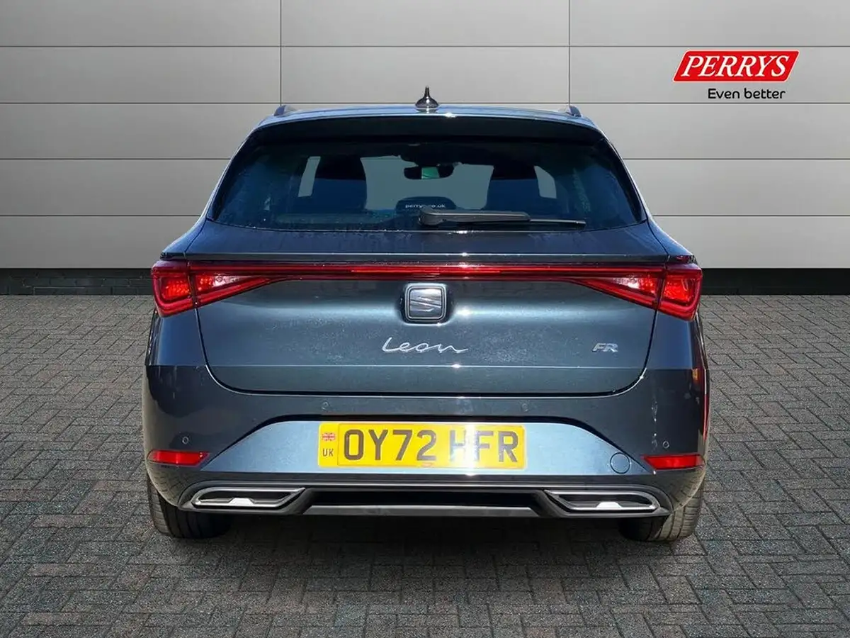 2022-seat-leon-15-etsi-fr-estate-big-4