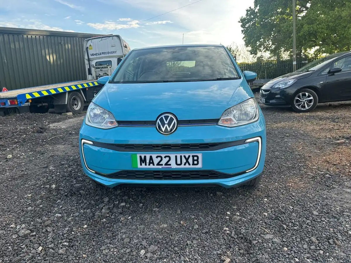 2022-volkswagen-up-e-e-up-big-5