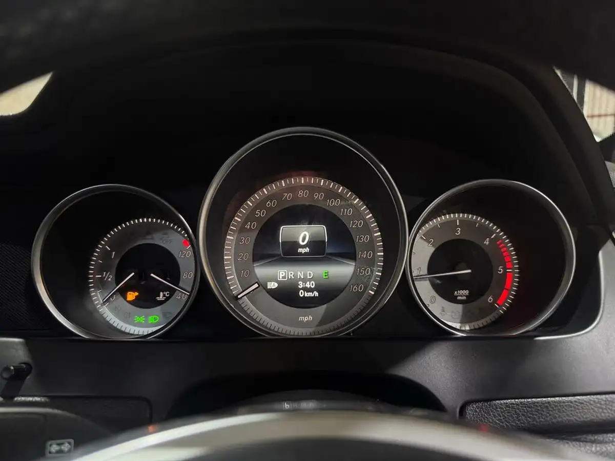 2015-mercedes-benz-c-class-21cdi-c220-cdi-amg-sport-edition-premium-plus-coupe-2d-7g-tronic-plus-big-25