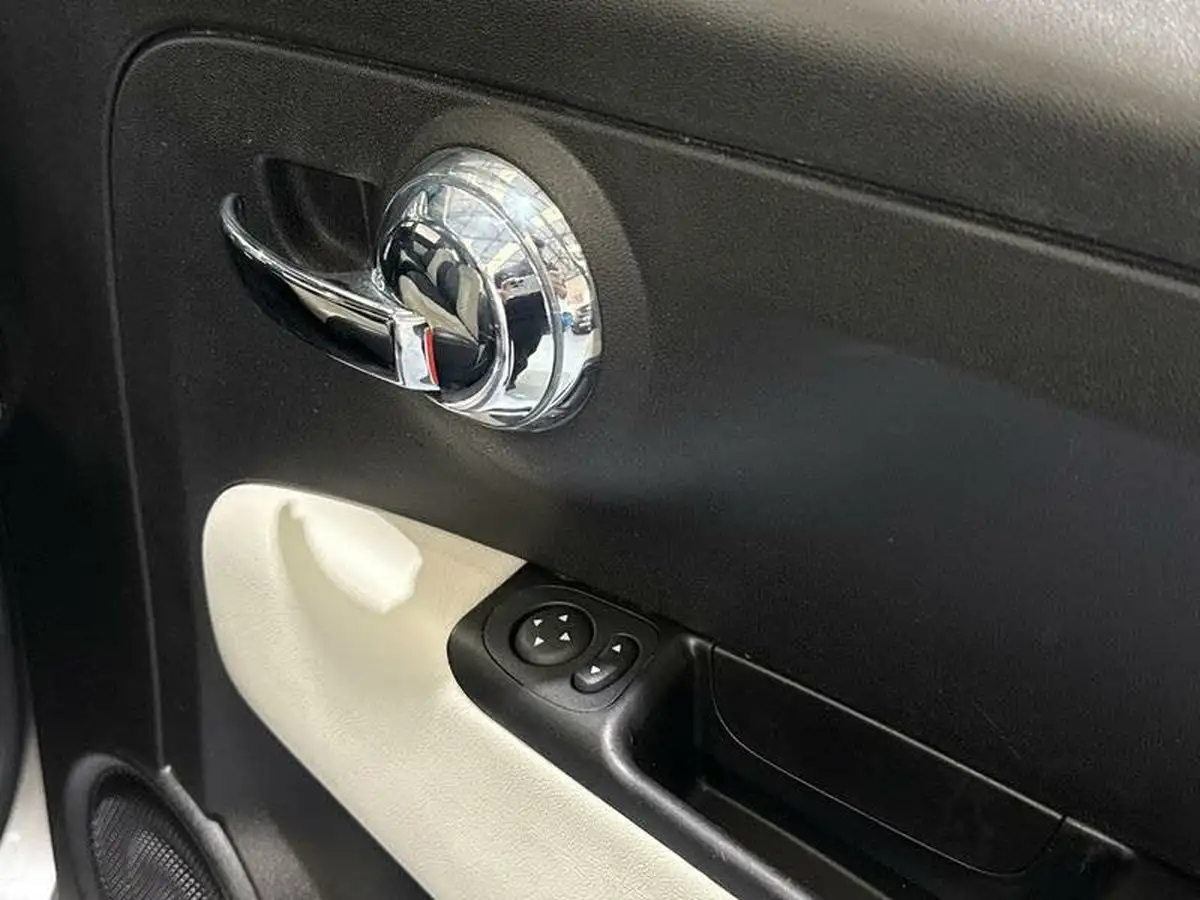 2022-fiat-500-10-dolcevita-big-13