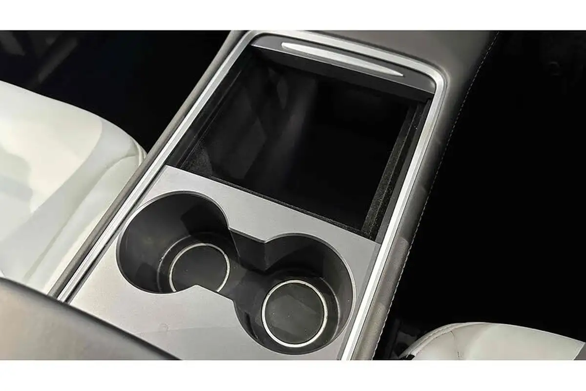 2023-tesla-model-y-e-rwd-big-45