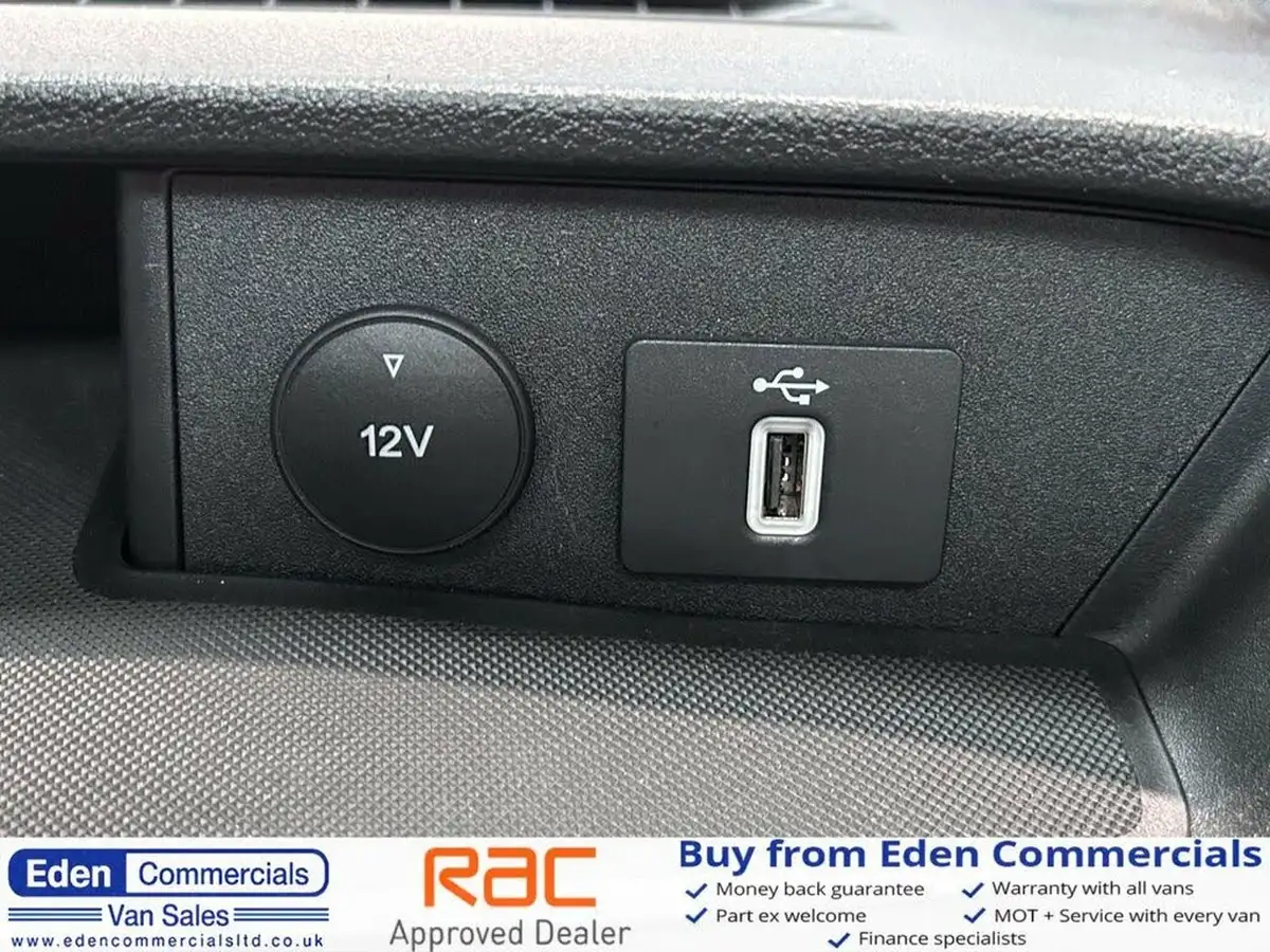 2023-ford-transit-custom-20tdci-320-l1h1-limited-170pseu6dt-panel-van-1997cc-auto-big-17