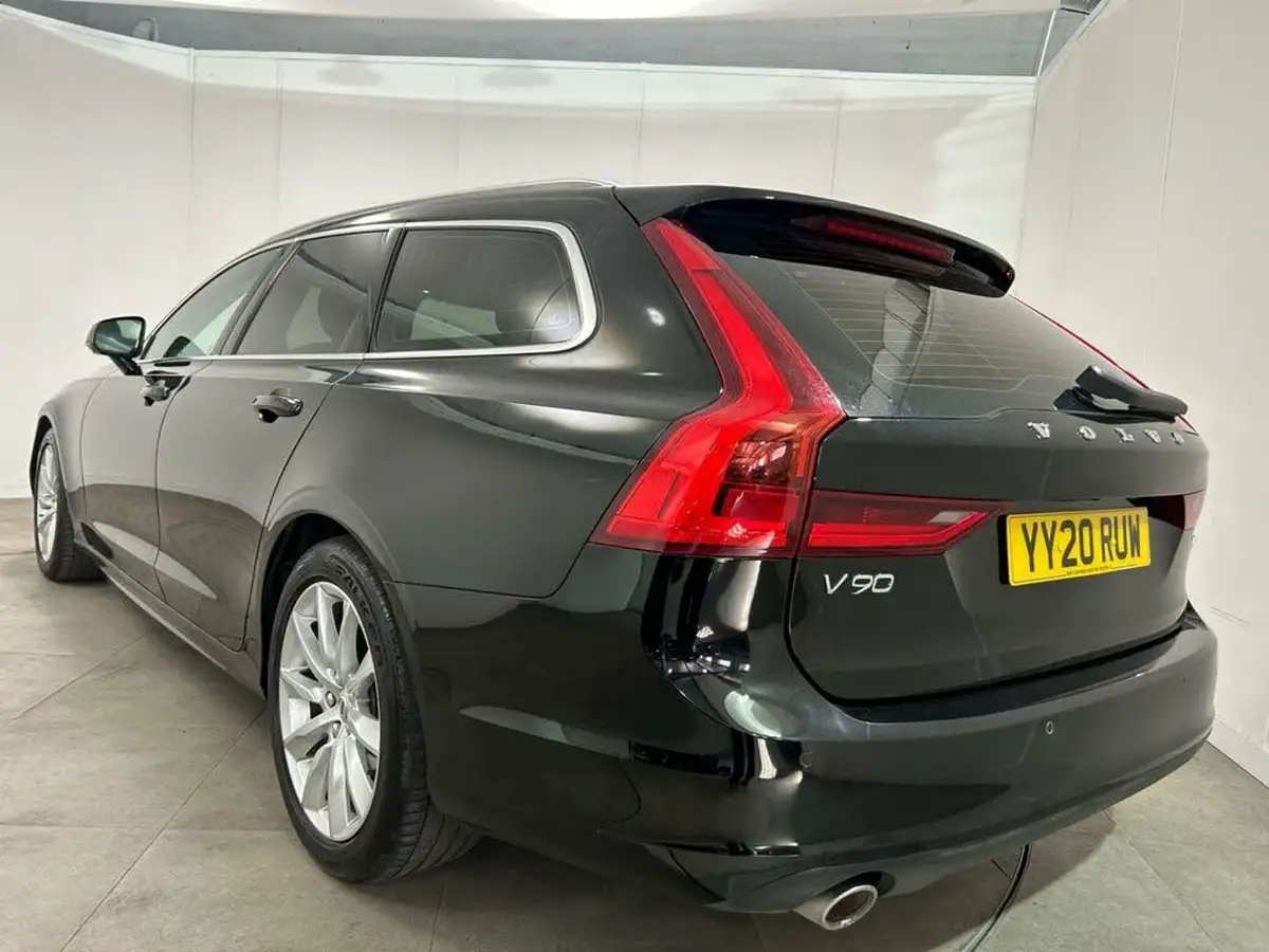 2020-volvo-v90-20-t4-momentum-plus-big-52