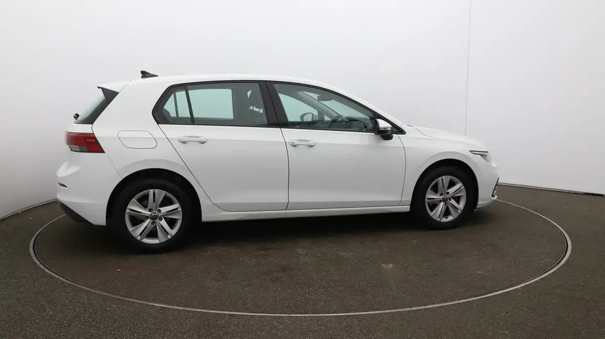 2021-volkswagen-golf-15-tsi-life-130ps-hatchback-big-42